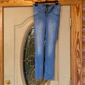 Light high waisted skinny jeans